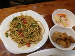 -滇香肴·云南菜蒸汽石锅鱼(云南北路店)