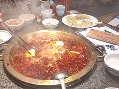 -小天鹅火锅·一线江景洪鼎旗舰店(洪崖洞店)
