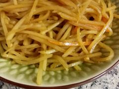 酸辣土豆丝-额娘·春饼烤鸭(华北七楼创始店)