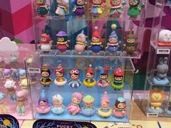 -泡泡玛特POPMART(杭州乐堤港店)