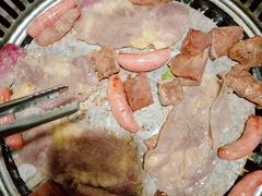 -九寸花汀海鲜烤肉自助(中东迪克店)