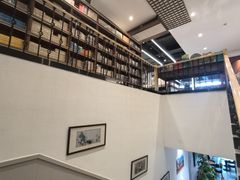 -尔雅书店(太原金广大厦店)