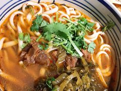 老坛酸菜牛肉面-老九圆山西面馆(CBD店)