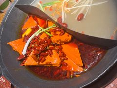 -赵美丽·重庆社区火锅·直营店(火车东站·中豪国际店)