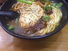 -志权牛肉面(灵山路店)