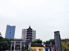 -绳金塔