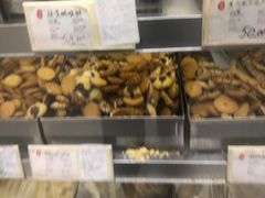 -上海哈尔滨食品厂(淮海中路店)