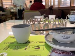 -洪氏嗨捞·广东猪肚鸡·椰子鸡火锅(西咸万象城店)
