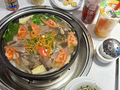 -乡土特色.冷锅鱼.牦牛肉汤锅