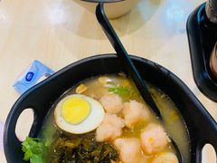 -桂在香知桂林米粉(红博中央公园店)