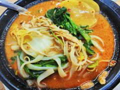 -小街曹师傅砂锅麻辣烫(亚泰大街店)