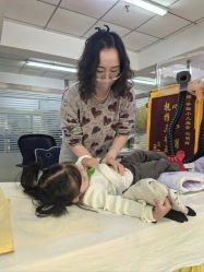 -季群小儿推拿(圣克拉店)