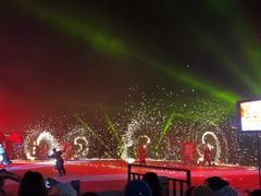 -茅山东方盐湖城景区