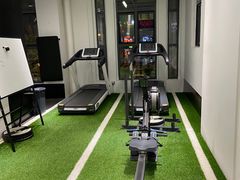 -汗水空间私教健身连锁(SM广场店)