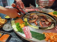 -哈哈碳都·牛肋条无限自助烤肉(宝龙店)