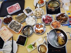 -杨老板·海鲜集市火锅·鲜切牛肉(中防万宝店)