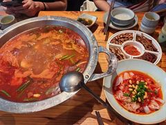 -老凯俚酸汤鱼(鸿通城店)