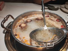 -牛人日志·鲜牛肉骨汤火锅(万科里瑧店)
