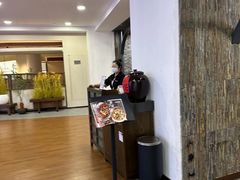 -湊湊火锅·茶憩(南京东路悦荟店)