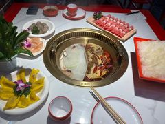 -欠火锅·水牛毛肚·团建聚餐·生日宴(何山路店)
