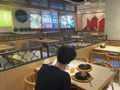 -纽斯特牛排自助餐厅(浦江万达店)