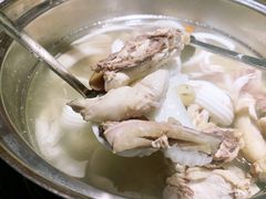 -三个椰子·现砍椰子鸡(金源CBD店)