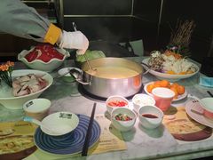 -澳美徕·港式花胶鸡火锅(高新万达店)