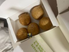 -BHC炸鸡(明洞总店)