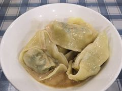 荠菜肉冷馄饨-潘国仙耳光馄饨(黄家阙路店)