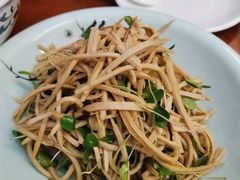 凉拌豆皮-吴记百姓菜馆·北京菜·烤鸭(故宫店)