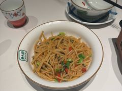 -费大厨辣椒炒肉(沙河万达店)