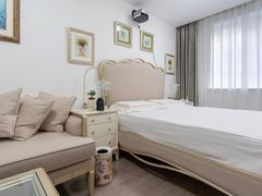 -龙慧画框·裱画配框工厂店