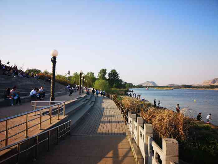 滦河母亲广场-"挨着滦州古城的一个小广场,旁边就是滦河,.