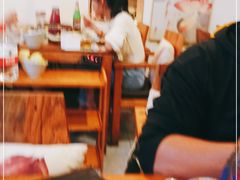 大堂-毛辣果·贵州红酸汤牛肉火锅(西单店)