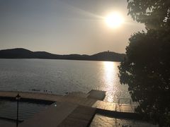 -水上明月·湖景餐厅
