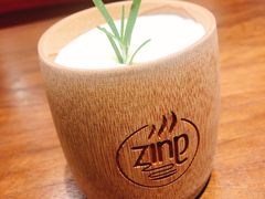 -ZING COFFEE 镜咖啡