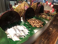 -佰烧海鲜烤肉火锅自助(世茂国际广场店)