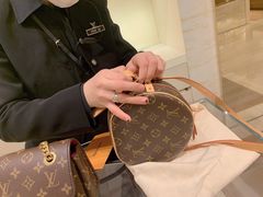-LV路易威登(国际广场店)