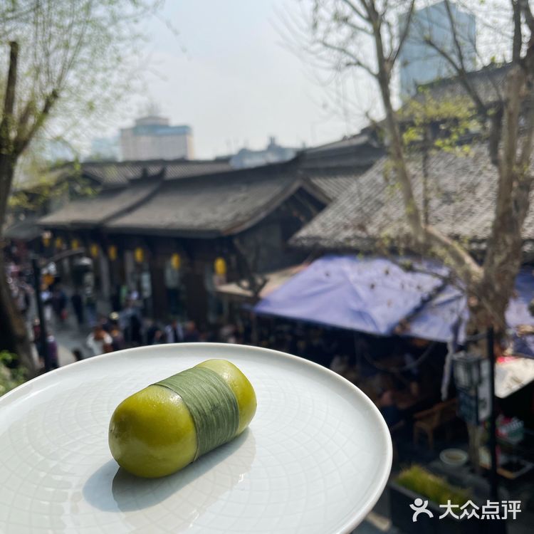 吃下一切代表春天的食物,证明成都的春来过