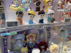 -泡泡玛特POPMART(黄岛新城吾悦店)