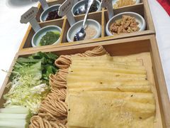 -鹊华居·地道鲁菜·海鲜·融合味(大明湖店)