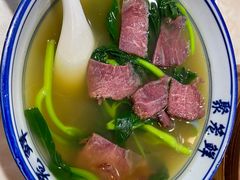 -聚笼鲜美食(凤凰街店)