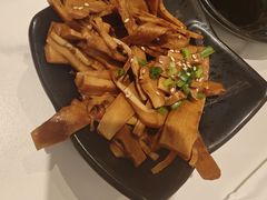 -馋三尺蟹粉小笼(人民广场店)