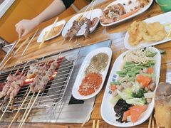 -哈尔滨小酒馆·鲜肉现穿自助烧烤(康新花园店)