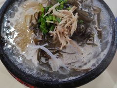 -刚砂锅鸡丝米线