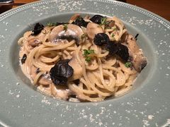 -JINNS锦时 steak&pizza(浸信会礼拜堂旧址店)