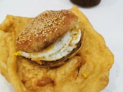 油饼-老磁器口豆汁店(天坛店)