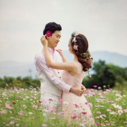 点击看大图 -挪娅婚纱摄影皇家会所