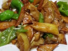 -鹤乡东北菜(崮山路店)