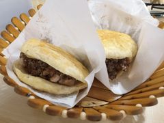 -闫家驴肉老店(华电一校店)